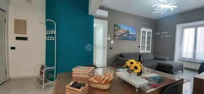 Venta Cuatro habitaciones, La Spezia