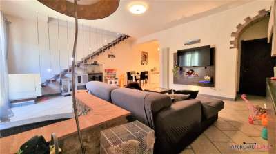 Sale Four rooms, Monteriggioni