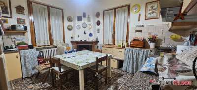 Sale Four rooms, Colle di Val d'Elsa