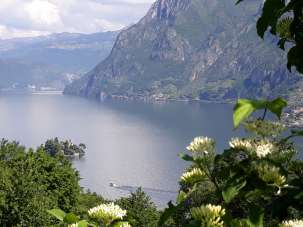 Sale Roomed, Monte Isola Sale Roomed, Monte Isola