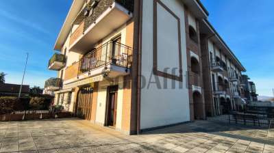 Renta Dos habitaciones, Orbassano Renta Dos habitaciones, Orbassano
