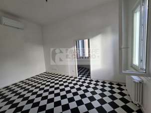 Renta Casa Semindipendente, Sarzana