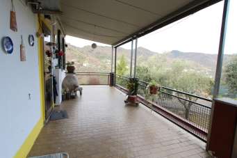 Venta Cuatro habitaciones, Camogli