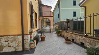 Venta Casas, Sarzana