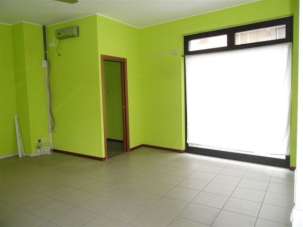 Rent Negozio, Biassono