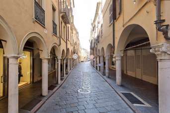 Venta Attività commerciale, Mantova