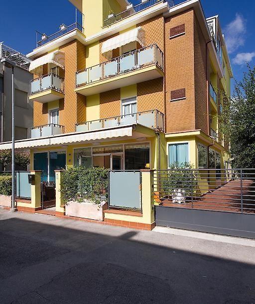 Vendita HOTEL, Rimini foto