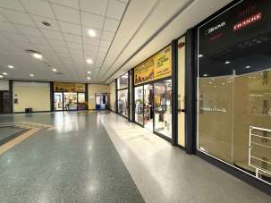 Renta 2 vetrine, Catanzaro