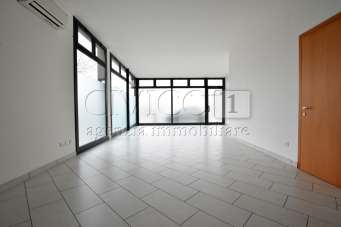 Renta Dos habitaciones, Limena