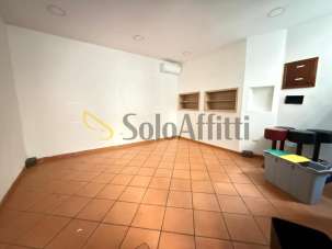 Renta 4 vetrine, Caserta