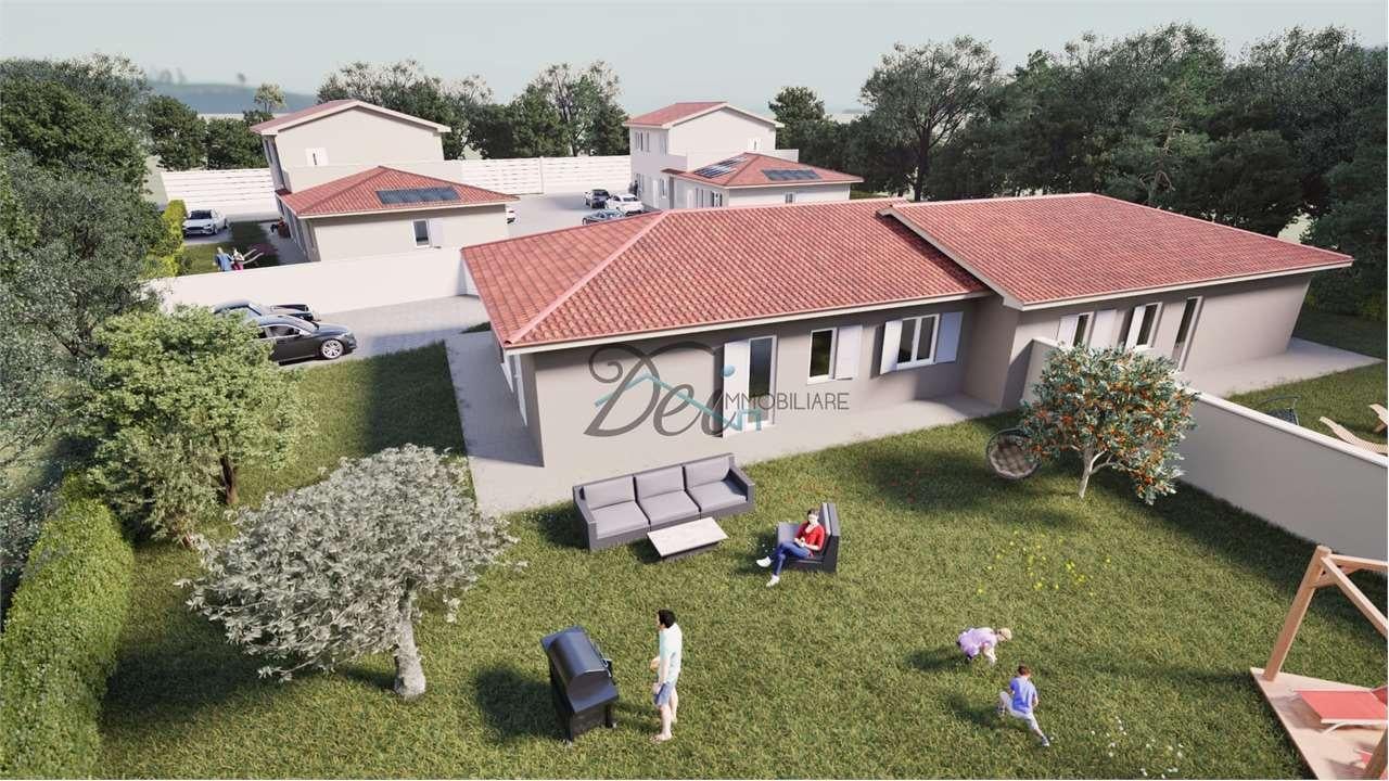 casa indipendente in vendita a Pescia in zona Collodi