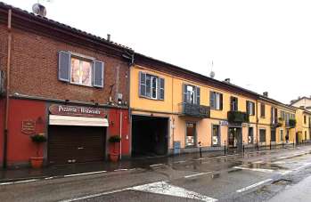 Vendita Pentavani, Chieri