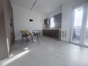 Renta Dos habitaciones, Grottammare