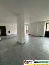 Affitto Negozio, Capaci