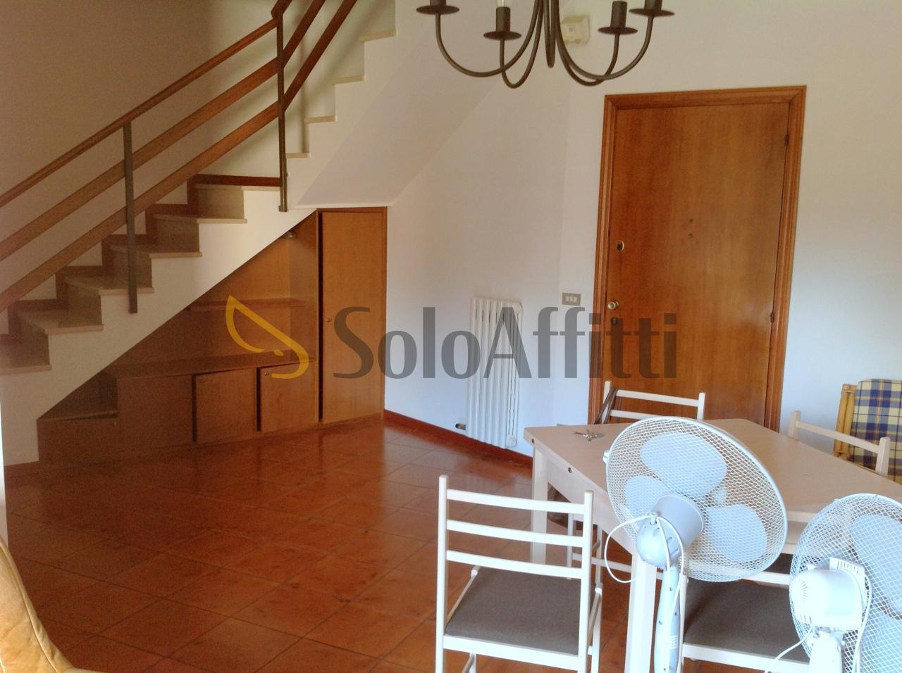 Affitto Quadrivani, Osimo foto