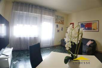 Venta Cuatro habitaciones, Montignoso Venta Cuatro habitaciones, Montignoso