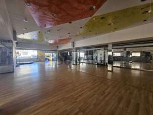 Renta 4 vetrine, Santa Croce sull'Arno Renta 4 vetrine, Santa Croce sull'Arno