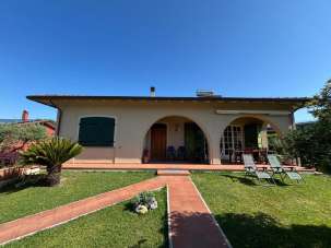 Venta Cuatro habitaciones, Sarzana