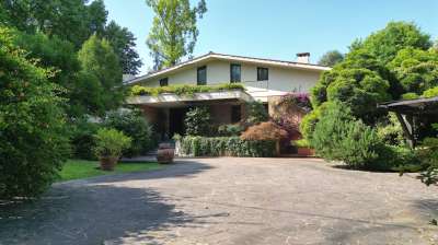 Venta Multivani, Lucca Venta Multivani, Lucca