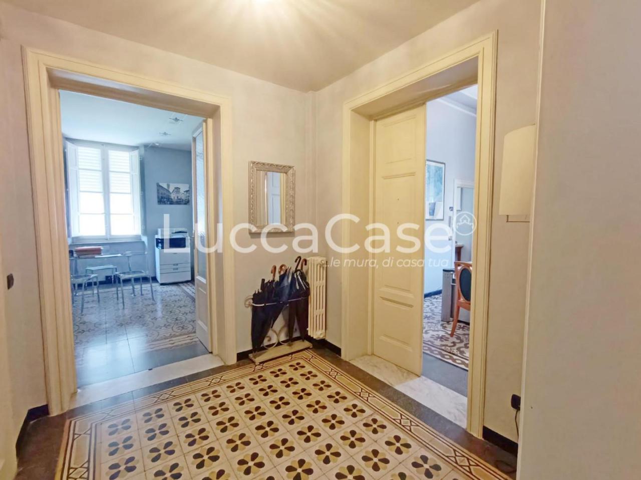 Renta Ufficio, Lucca foto