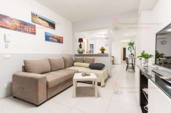 Renta Trivani, Siracusa Renta Trivani, Siracusa