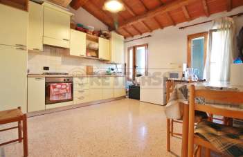 Sale Homes, Gambellara Sale Homes, Gambellara