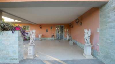 Venta Casas, Lucca