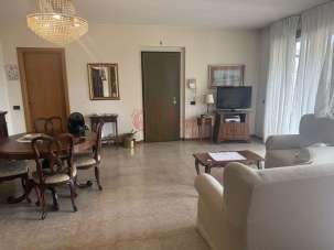 Renta Esavani, Vicenza