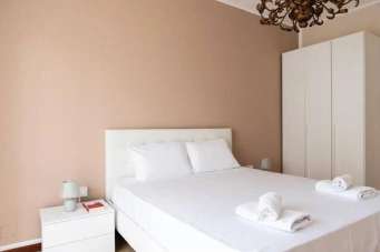 Renta Trivani, Milano Renta Trivani, Milano