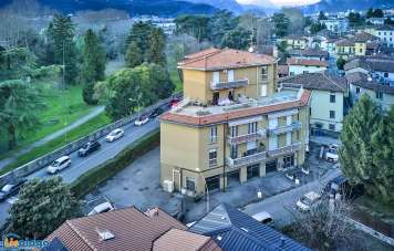 Vendita Negozio, Lecco