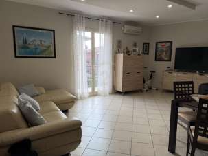 Venta Cuatro habitaciones, Camporotondo Etneo Venta Cuatro habitaciones, Camporotondo Etneo