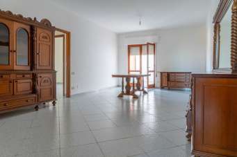 Venta Cuatro habitaciones