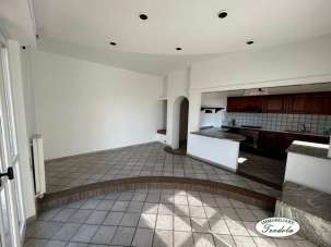 Verkauf Casa indipendente, Castelnuovo Magra