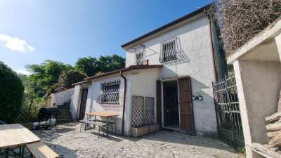 Venta Cuatro habitaciones, Luni