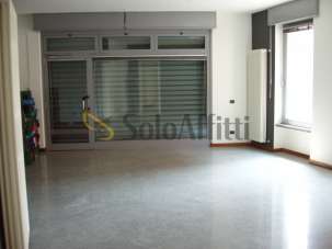 Mieten 2 vetrine, Cesano Maderno