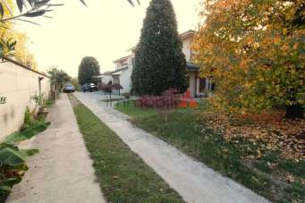 Vendita Villa a schiera, Carugate