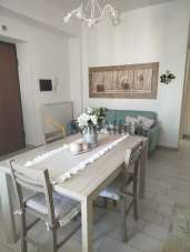 Renta Pentavani, Latina Renta Pentavani, Latina