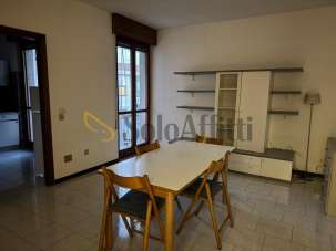 Renta Dos habitaciones, Leno Renta Dos habitaciones, Leno