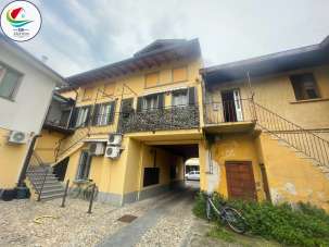 Renta Dos habitaciones, Magenta