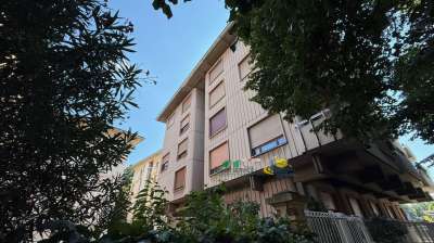 Vendita Quadrivani, Parma