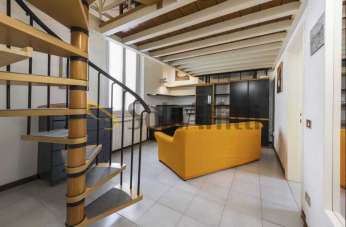 Renta Trivani, Firenze