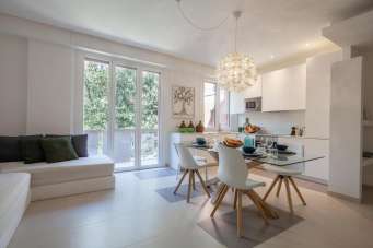 Renta Cuatro habitaciones, Massa