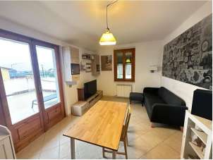 Venta Cuatro habitaciones, Sarzana