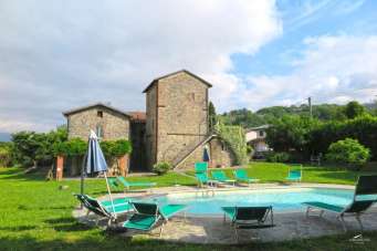 Venta Multivani, Filattiera