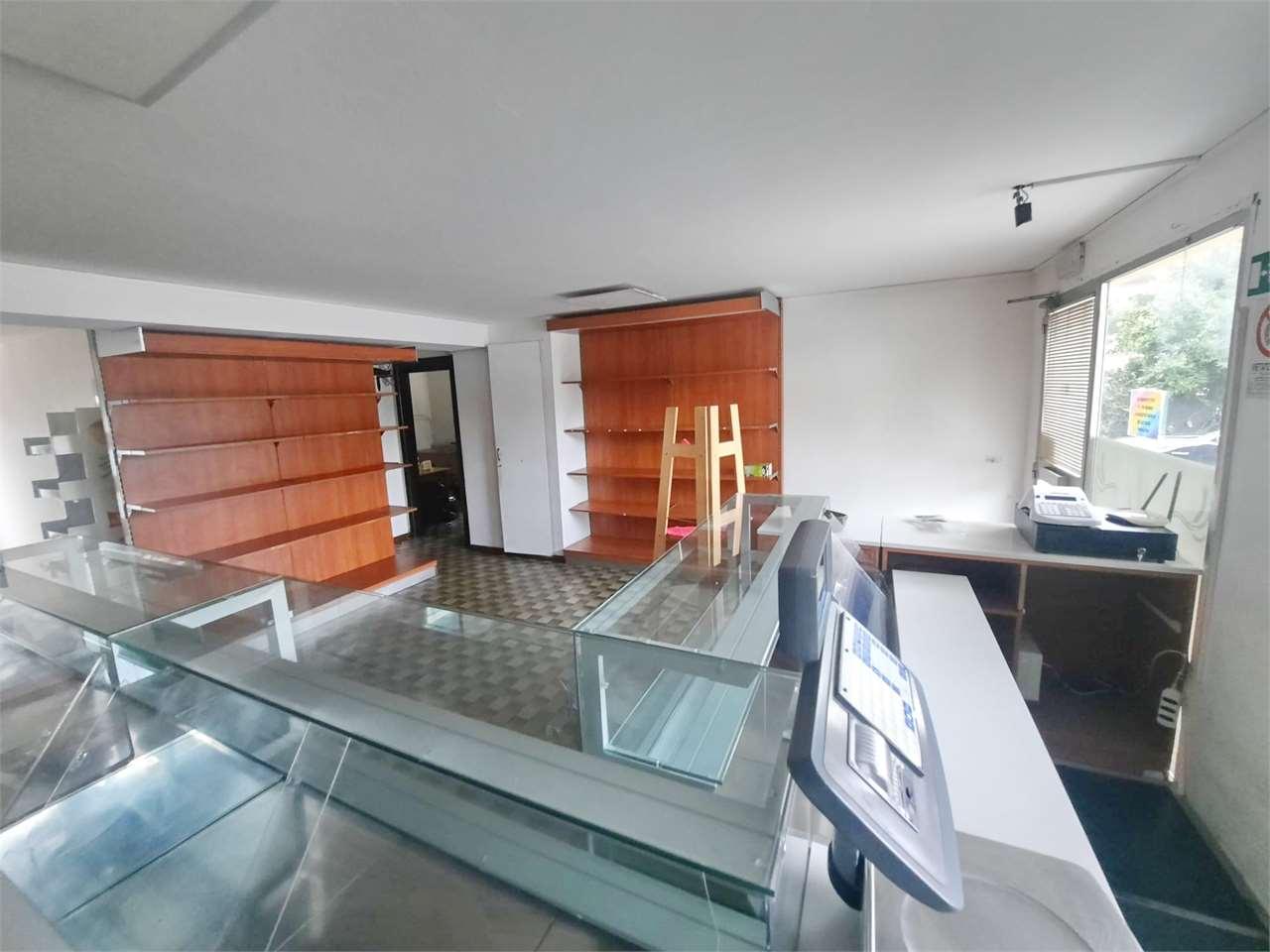 Affitto affitto, Modena foto