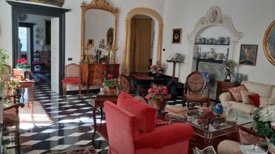 Sale Multivani, Genova