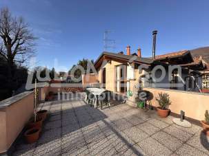 Sale Casa Semindipendente, Gavirate