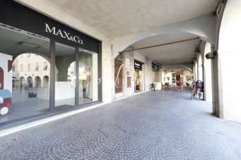 Renta Trivani, Grosseto