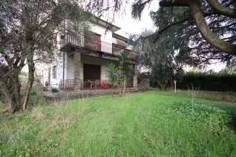 Vendita Multivani, Lucca