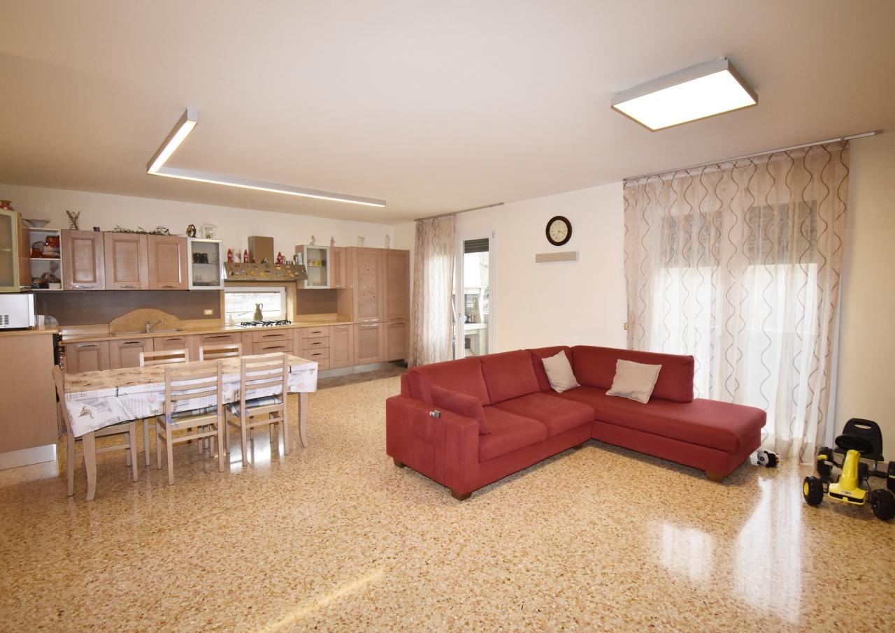 Vendita Quadrivani, Chiampo foto